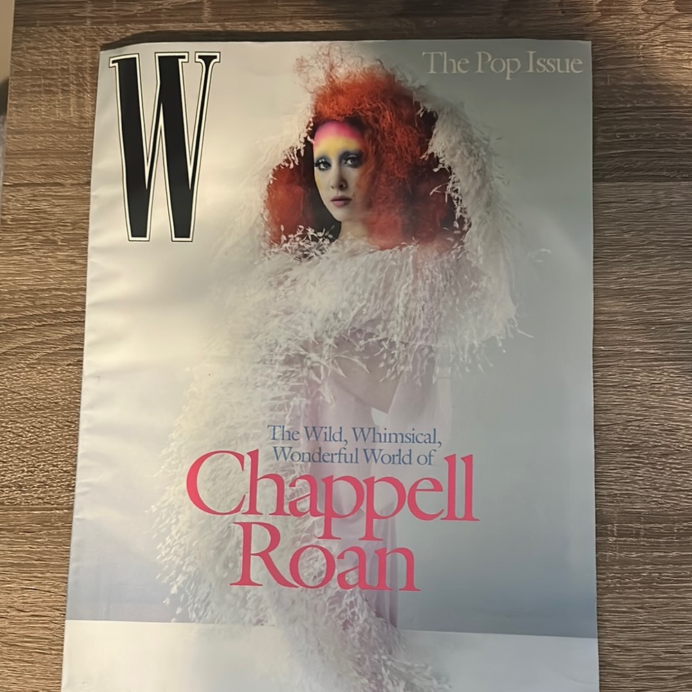 - The Pop Issue - Picture 3 of 5
